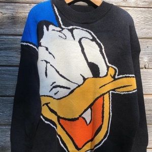 SOLD ⭐️ GCDS & Donald Duck like new!